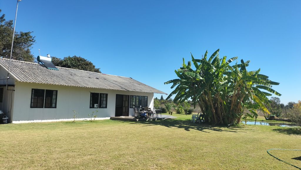 Property photo 2 of 13
