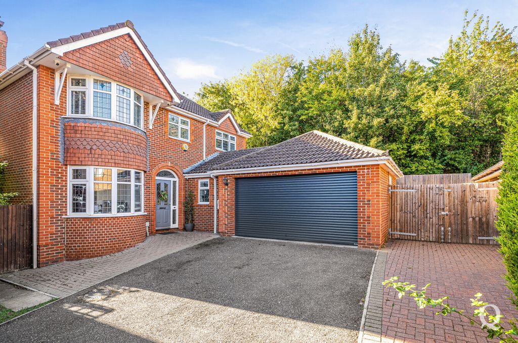 Property photo 1 of 24 4B7Bf7c7-7E16-456...