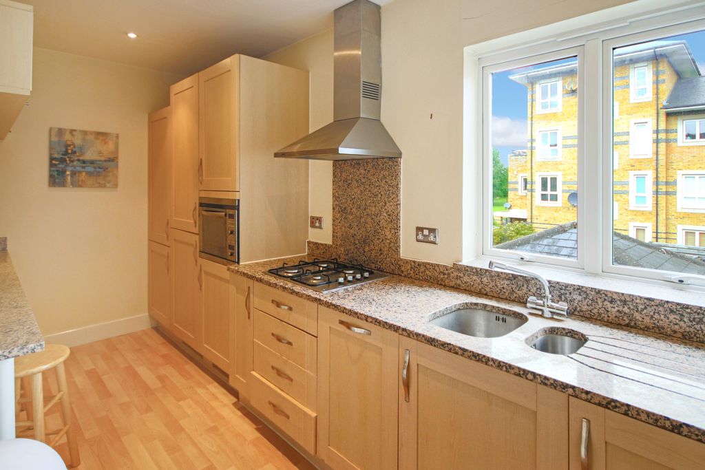 Property photo 3 of 9