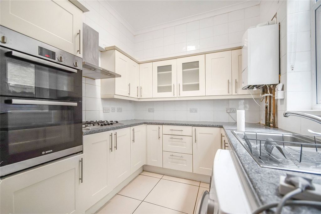 Property photo 3 of 18 Picture No. 27