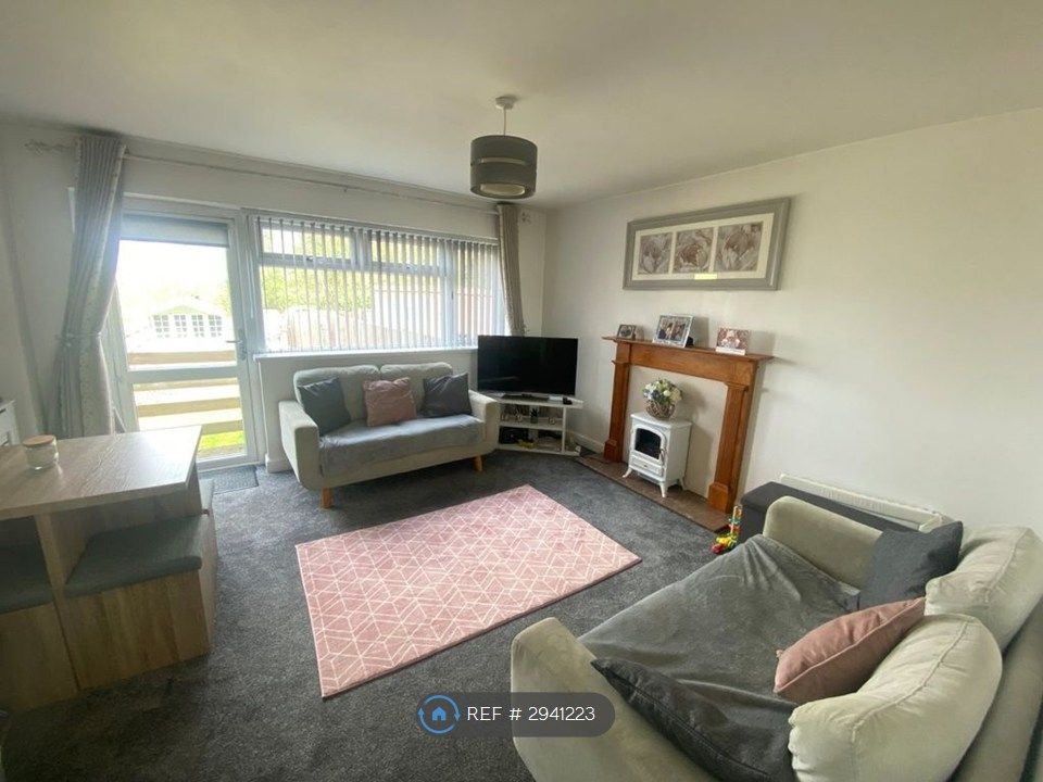 Property photo 3 of 10