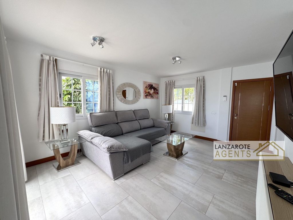 Property photo 3 of 32