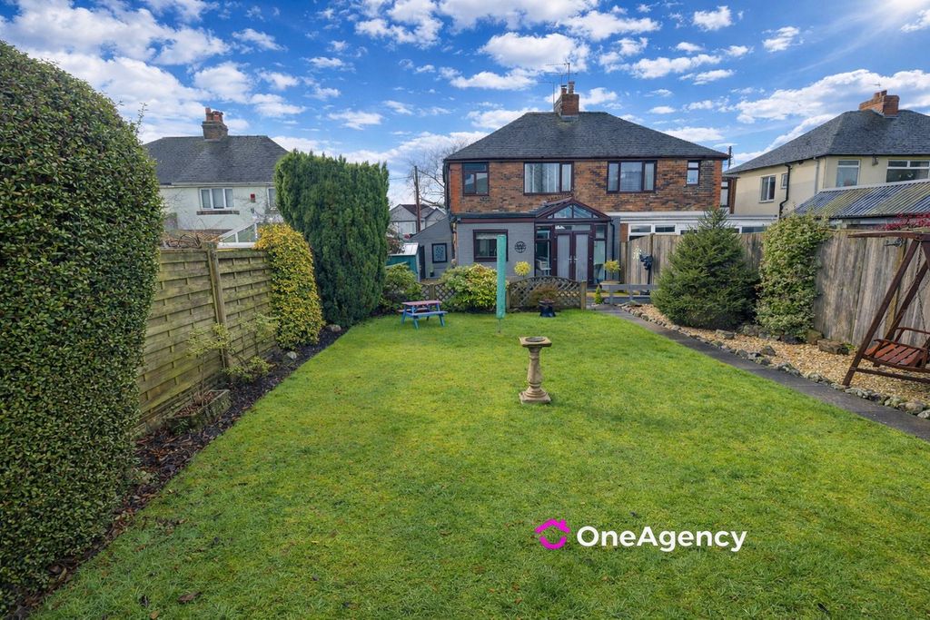 Property photo 2 of 24