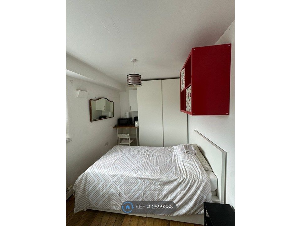 Property photo 1 of 5