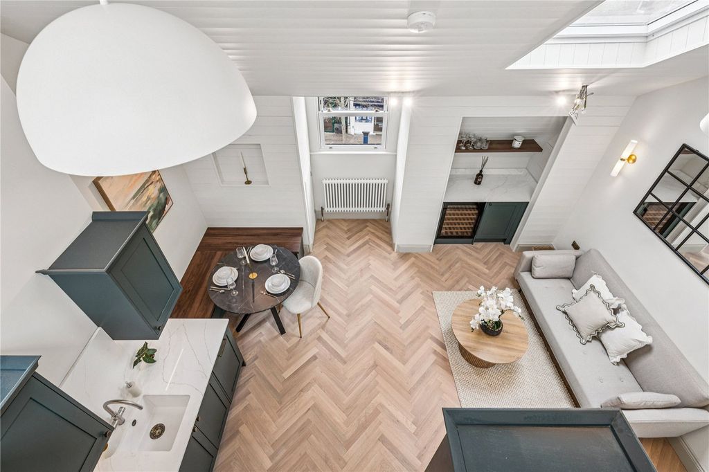 Property photo 2 of 13 Picture No. 23