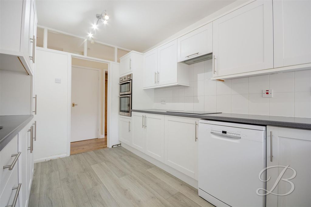 Property photo 3 of 34 Ccltd-8.Jpg