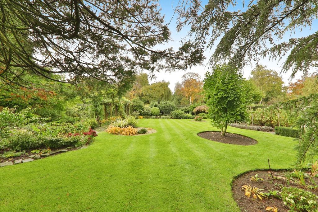 Property photo 1 of 6 2761151