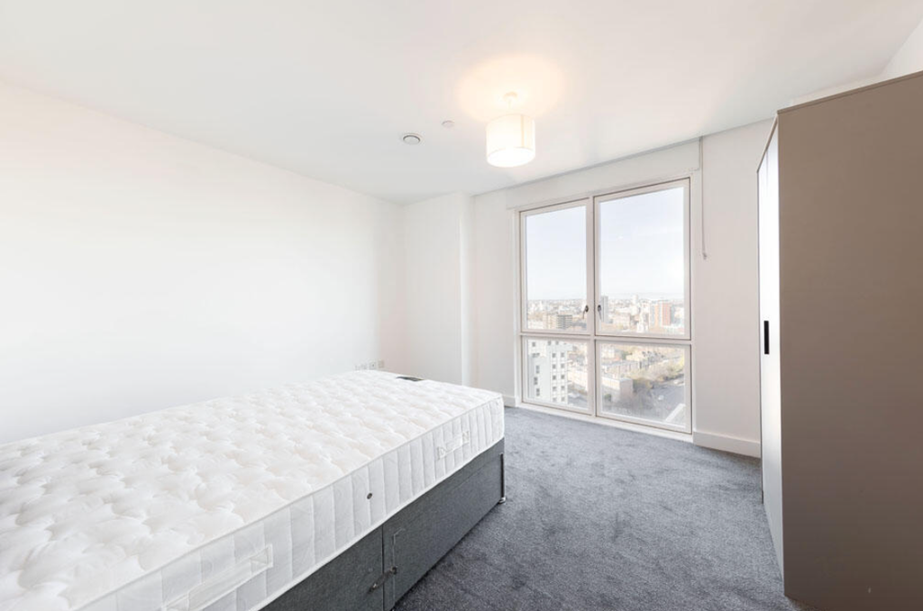 Property photo 2 of 9 Bedroom 