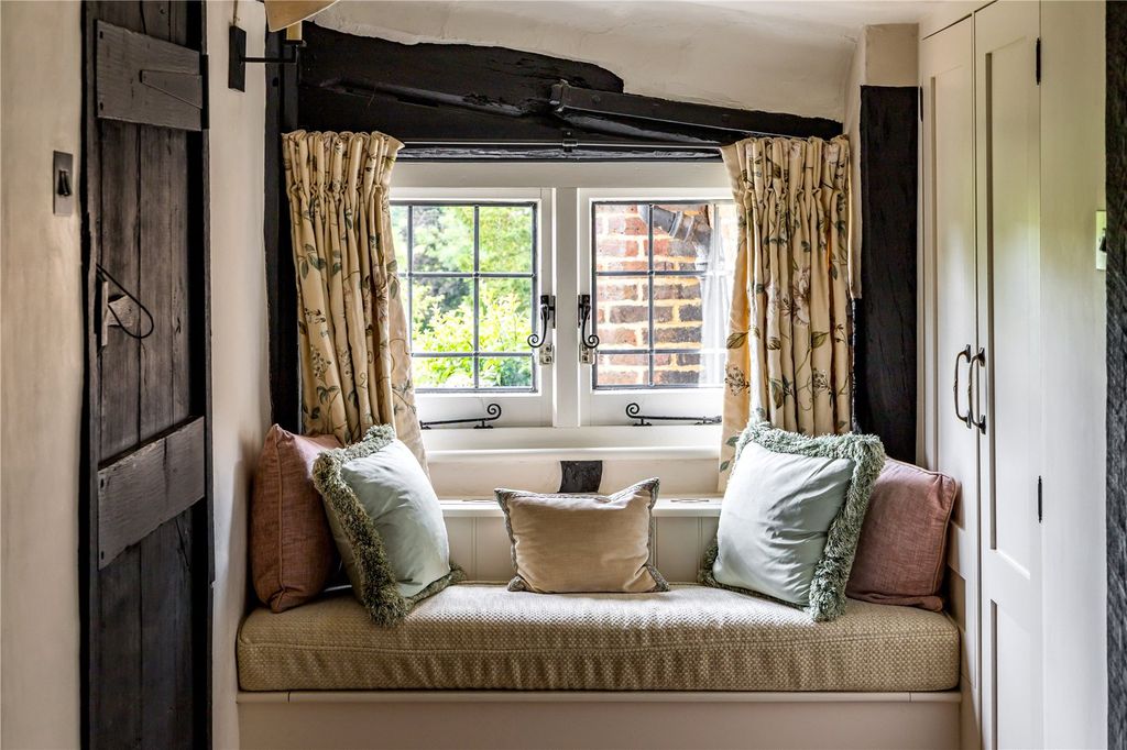 Additional image 41 of 6 bed detached house for saleBroadham Green Road, Oxted, Surrey RH8