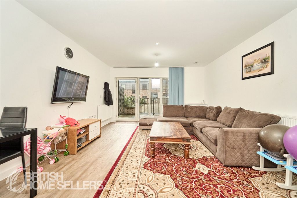 Property photo 3 of 16 3