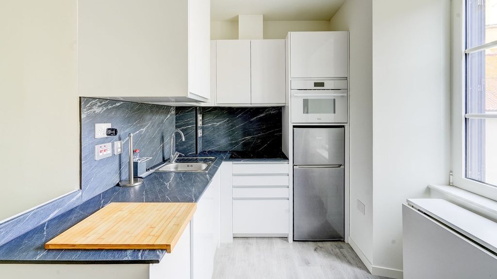 Property photo 3 of 13 <Alttext/>