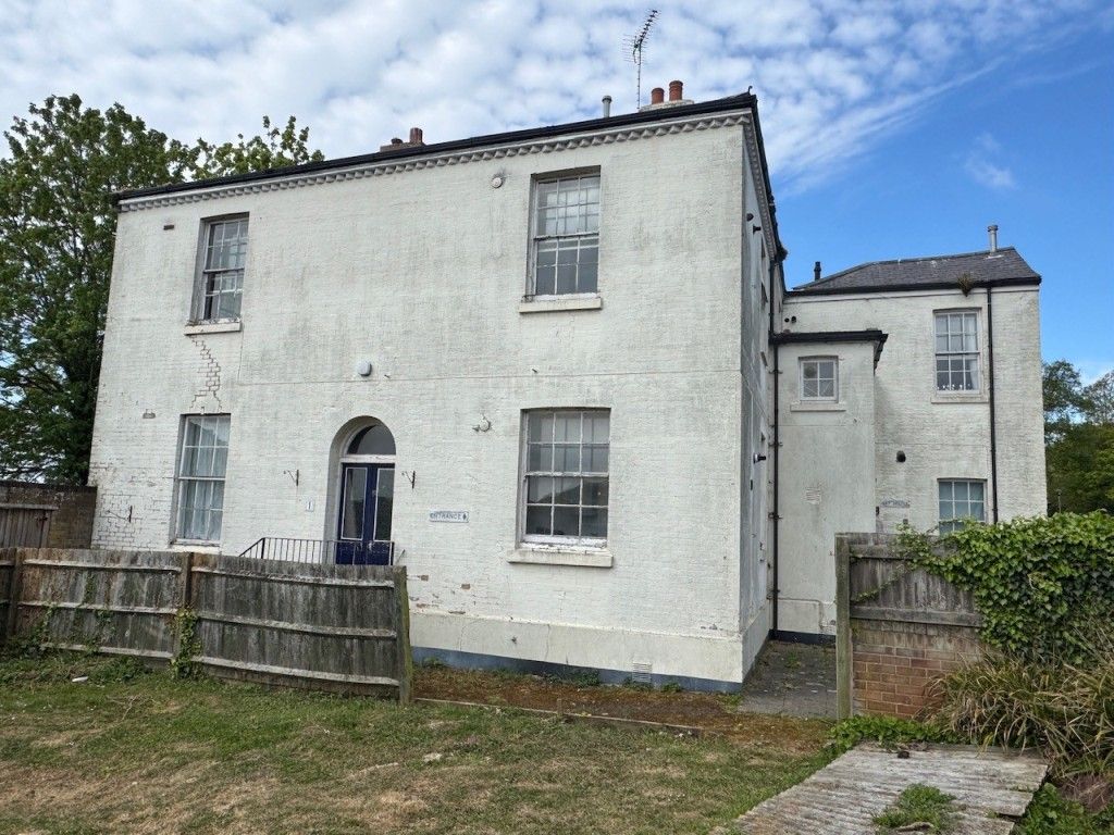 Property photo 1 of 32 Hay House