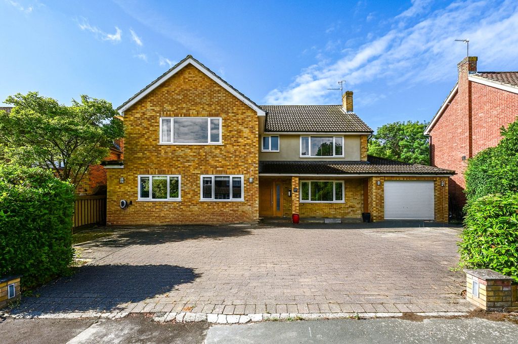Property photo 2 of 23 Picture No. 48