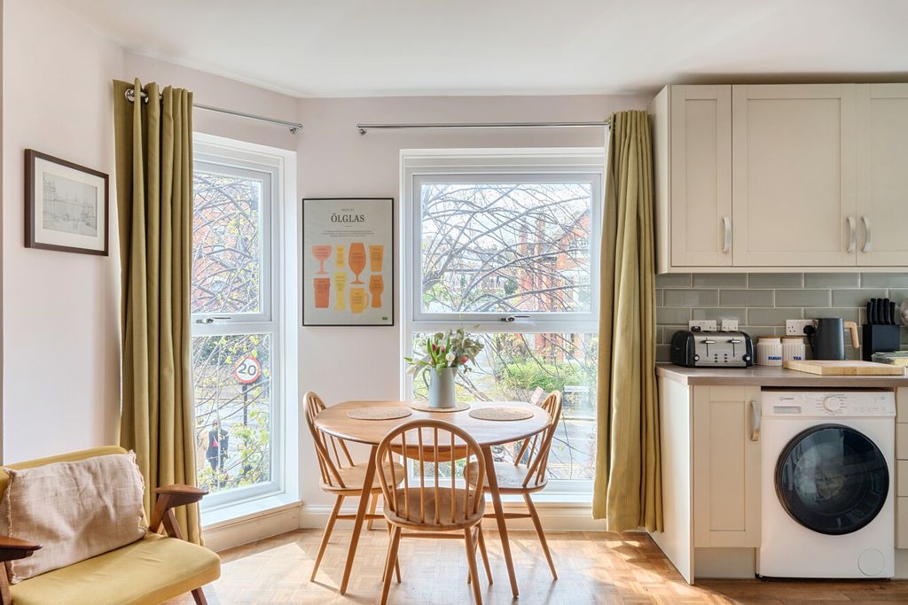 Property photo 2 of 18 1442718-17-69Dcf7...