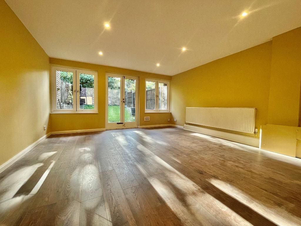 Property photo 1 of 10 Photo 1