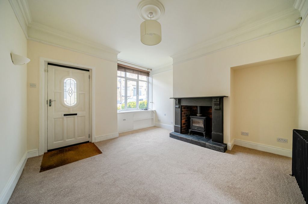 Property photo 2 of 16 1479562-7-6A4cc6F...