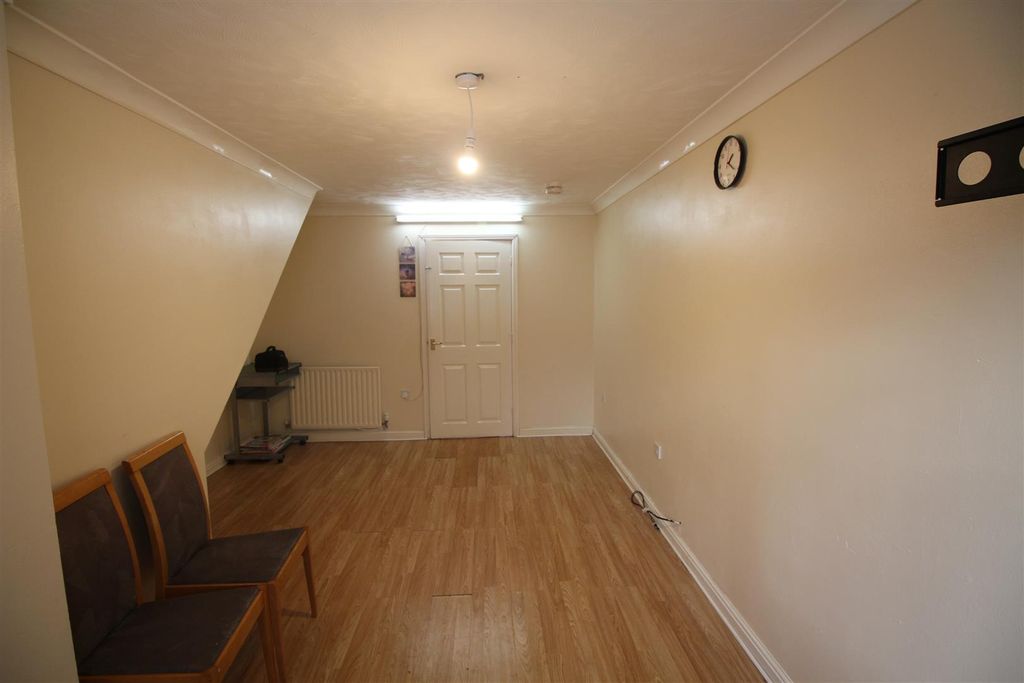 Property photo 3 of 16 Img_7096.Jpg
