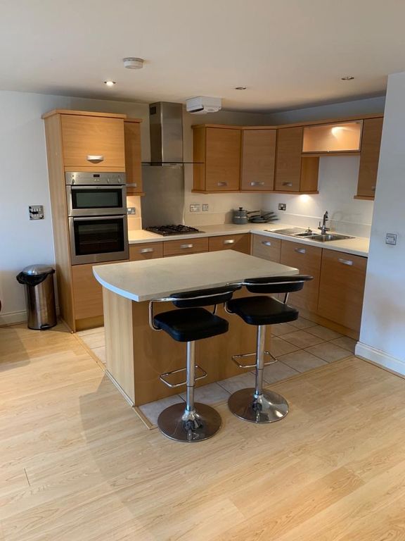 Property photo 2 of 13 Kitchen