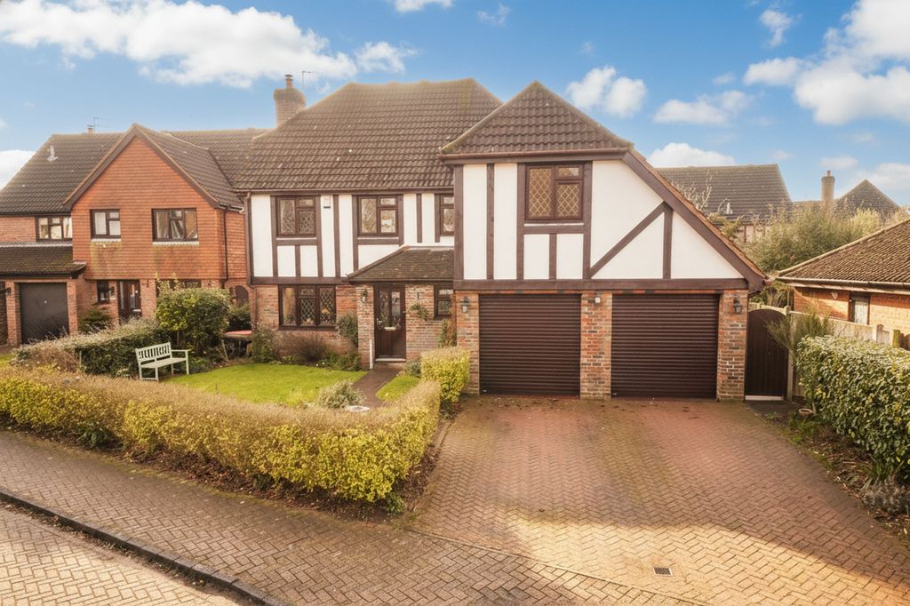 Property photo 1 of 23