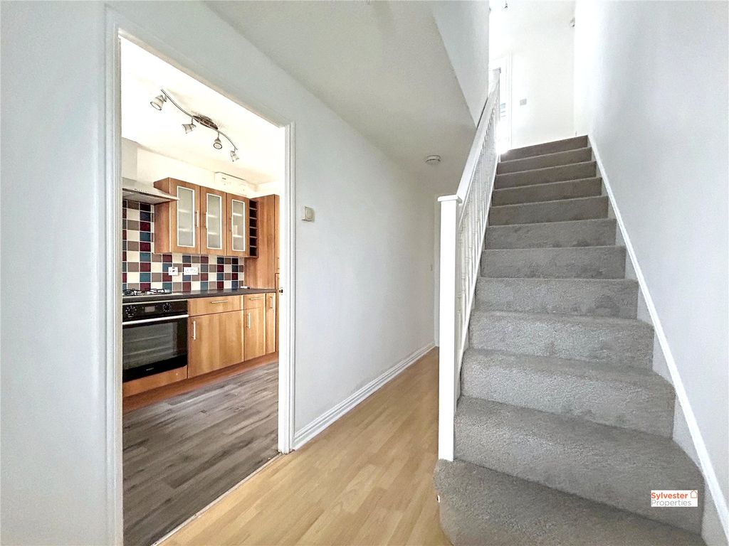 Property photo 2 of 17 Picture No. 05