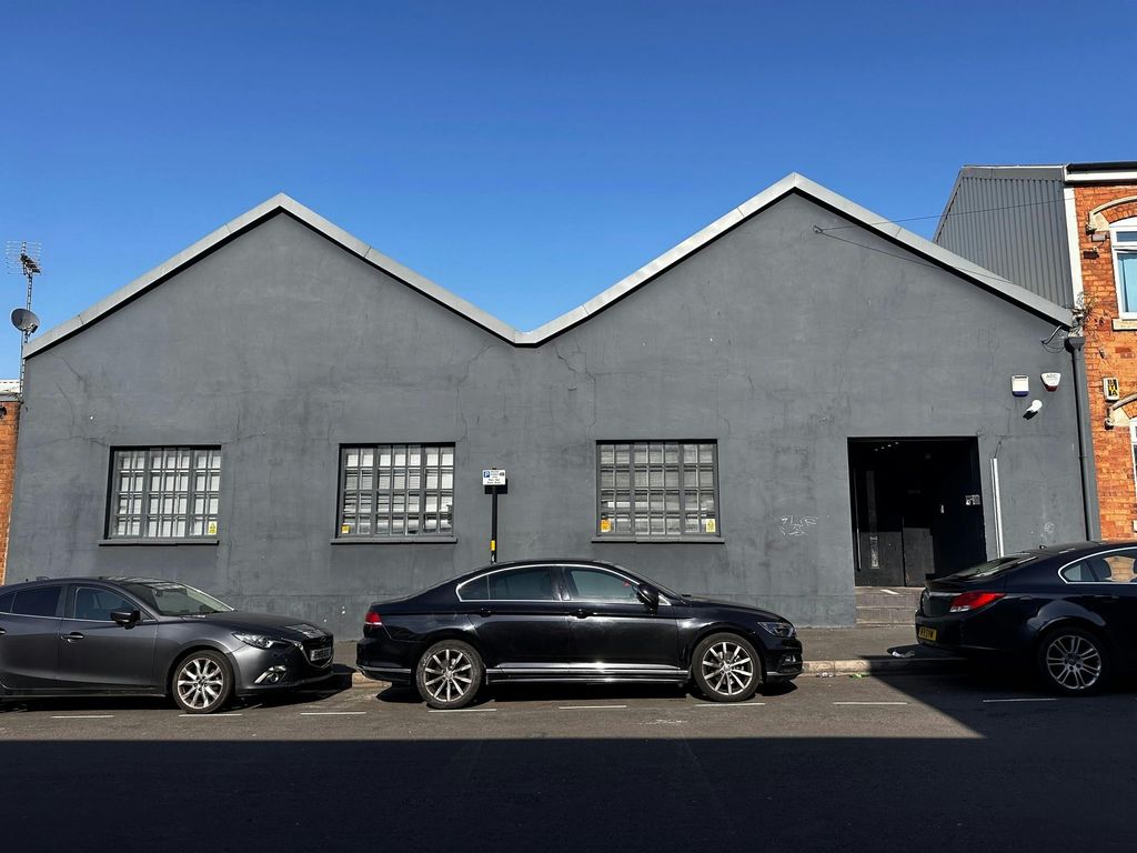 Property photo 1 of 7 P7.Jpg