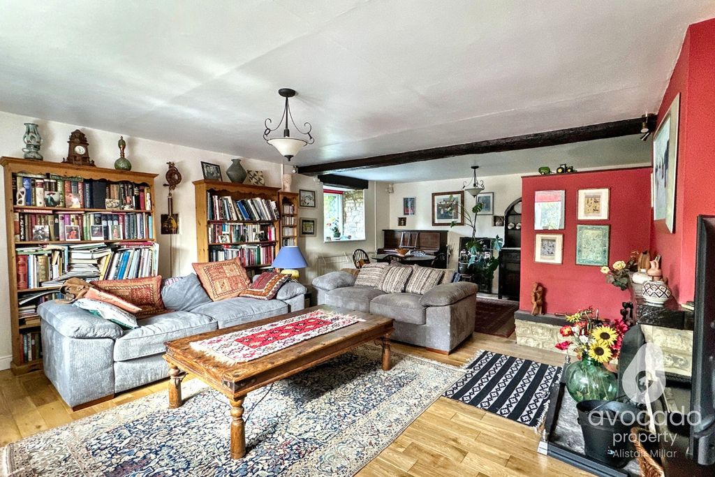 Property photo 2 of 14 4491192