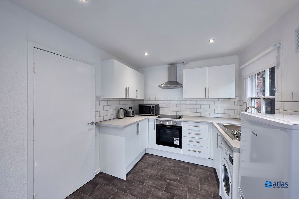 Property photo 2 of 13 Kitchen