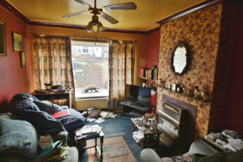 Property photo 2 of 6