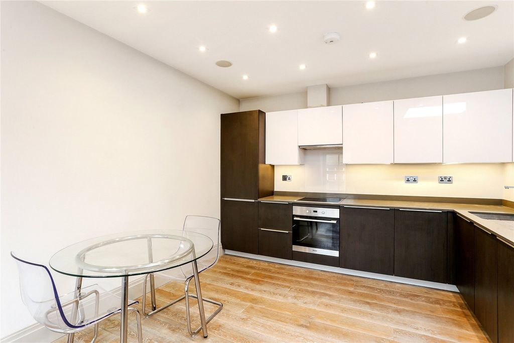 Property photo 2 of 9 Picture No. 10