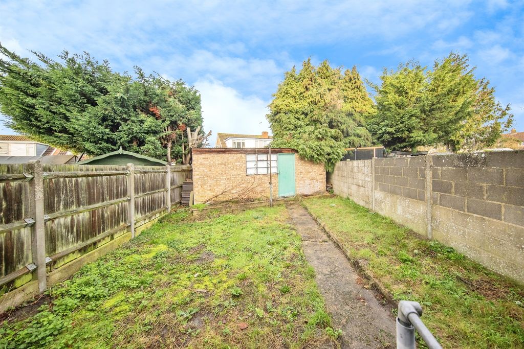 Property photo 2 of 15