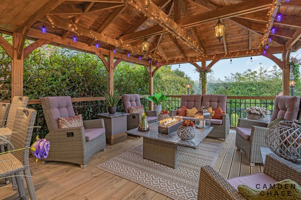 Property photo 3 of 30