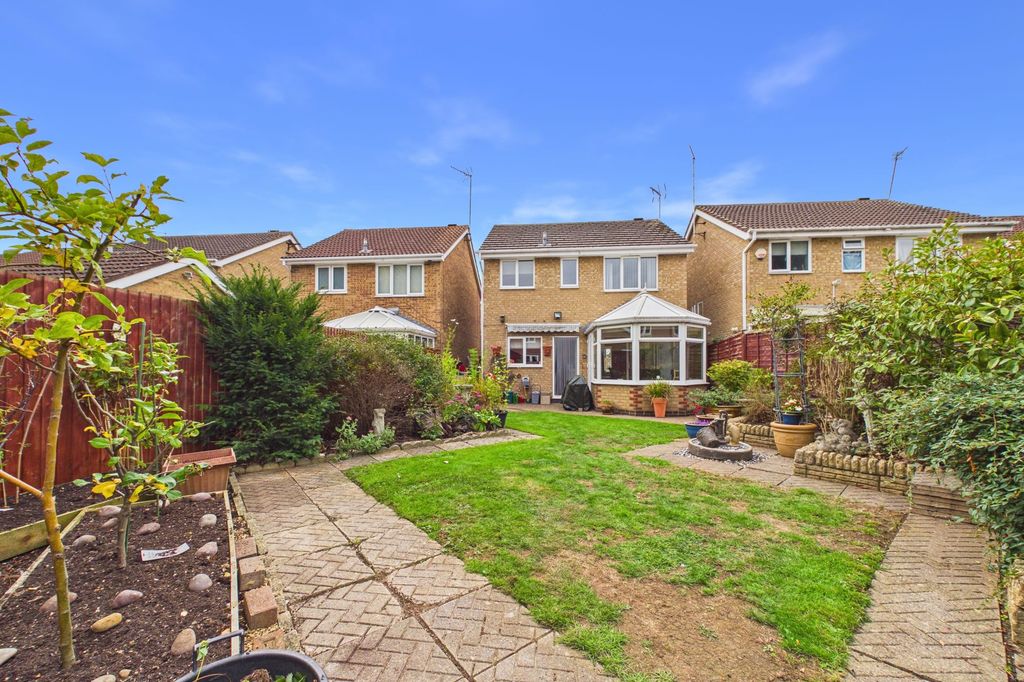 Property photo 2 of 22