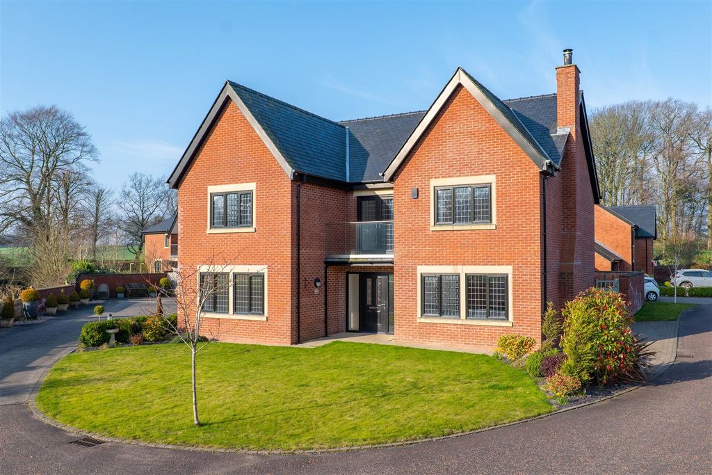 Property photo 1 of 49 Front External