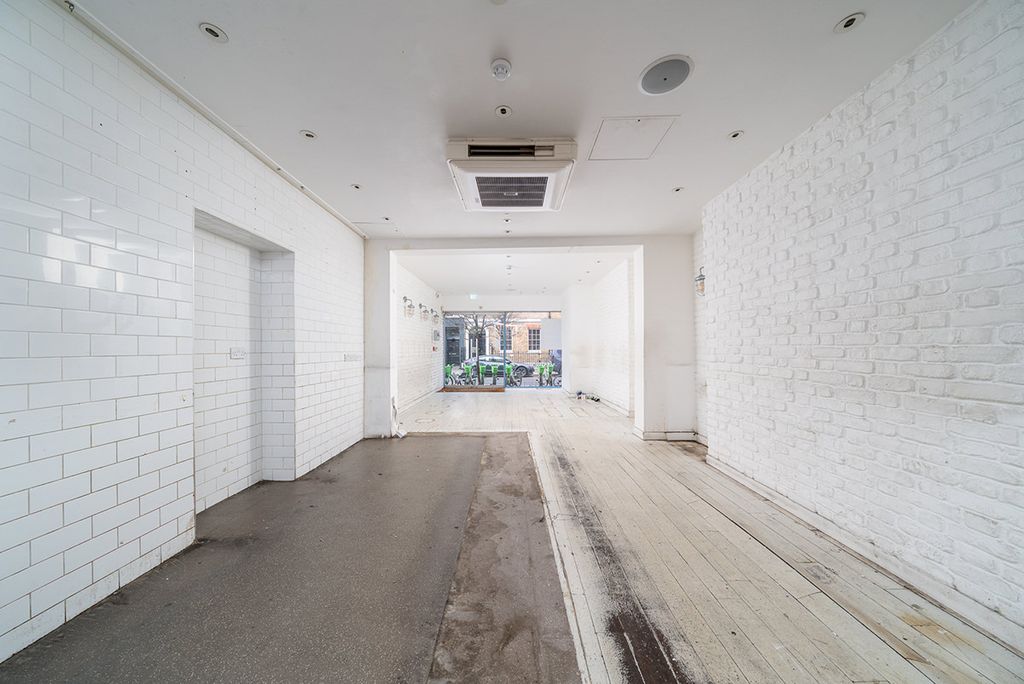 Property photo 3 of 10 Picture 3