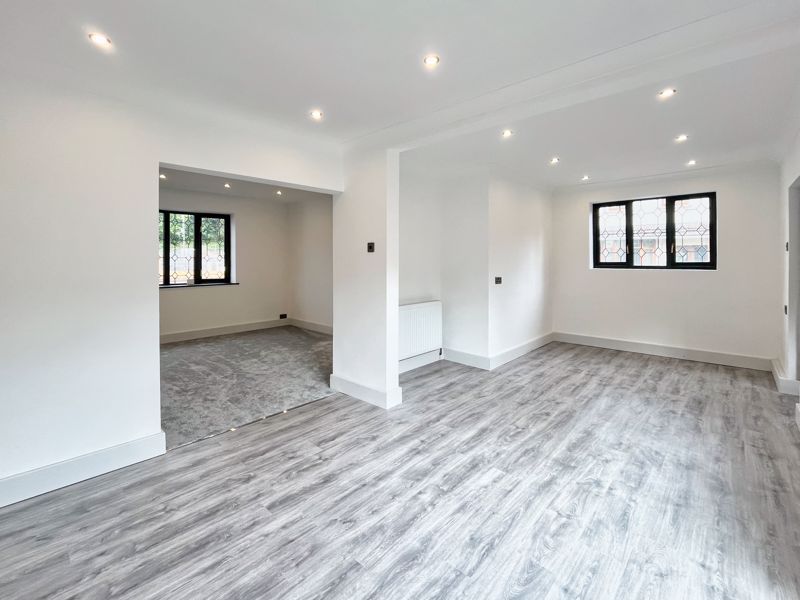 Property photo 2 of 29 Photo 8