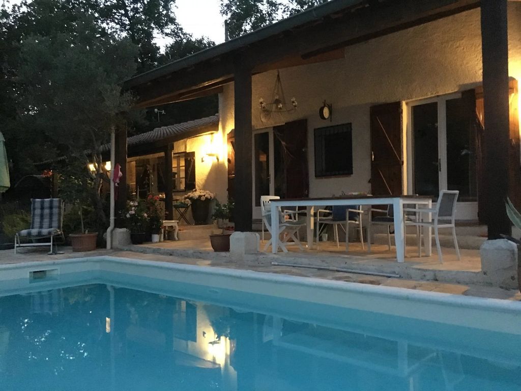 Property photo 3 of 21