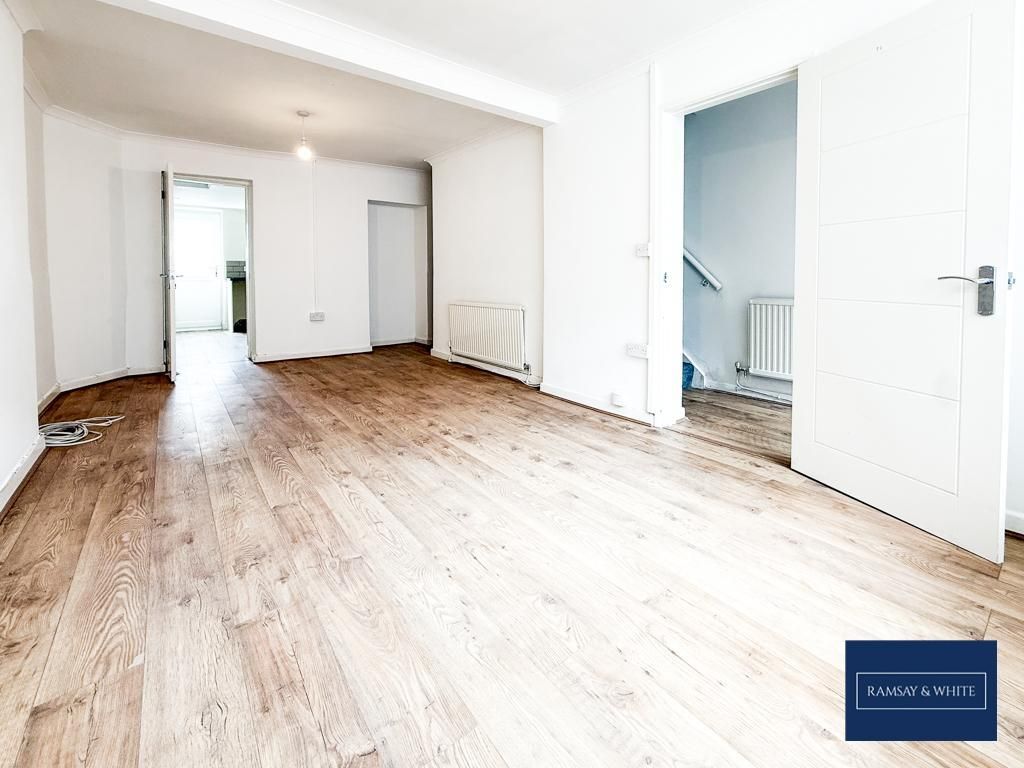 Property photo 2 of 9 Photo 2