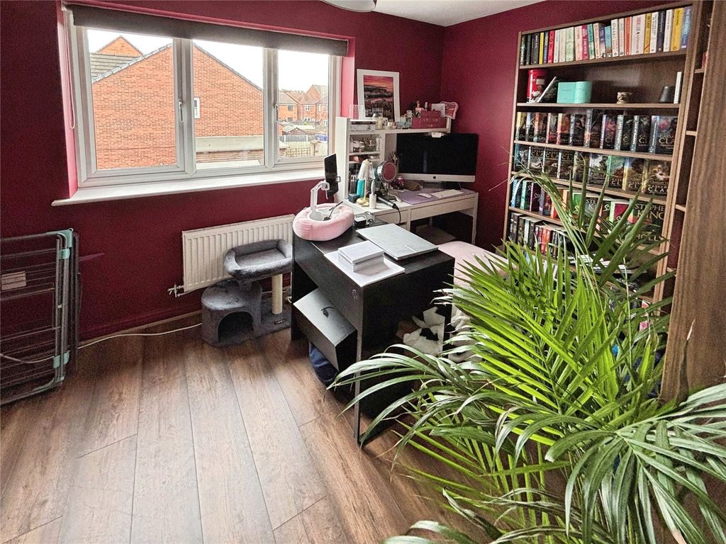 Property photo 2 of 9 Bedroom 2