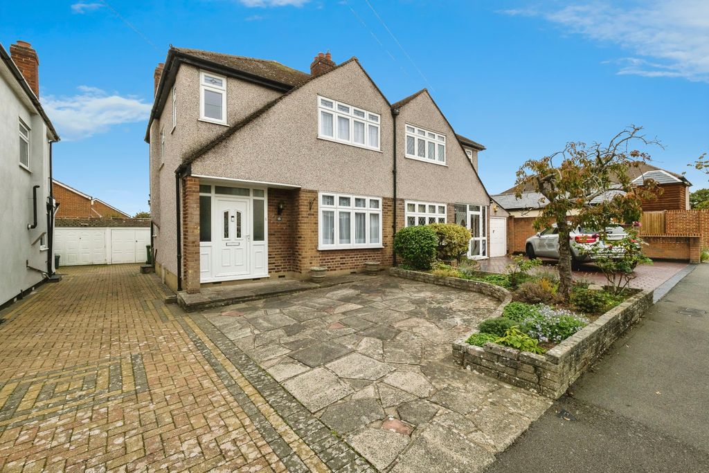 Property photo 1 of 16 Photo