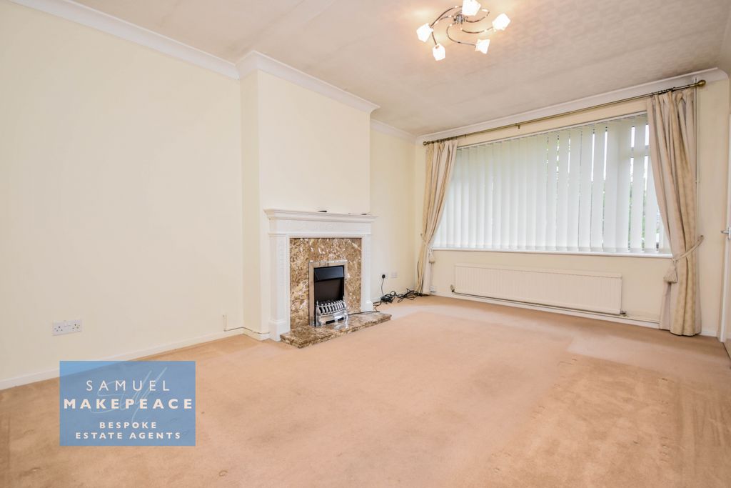 Property photo 3 of 18 Gallery