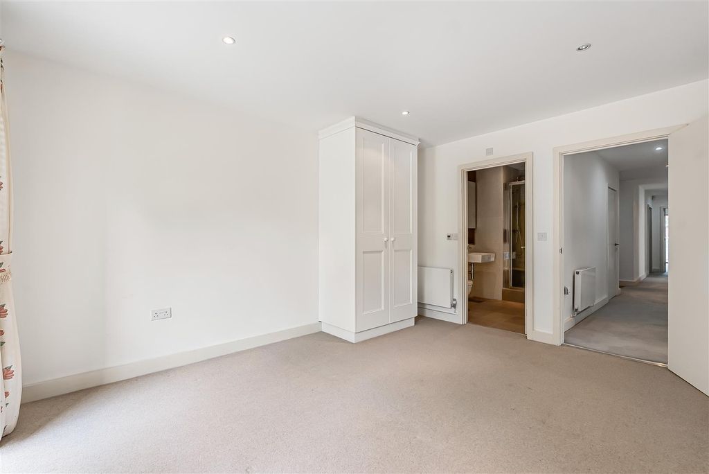 Additional image 12 of 3 bed flat for saleLexington House, Long Road, Cambridge CB2