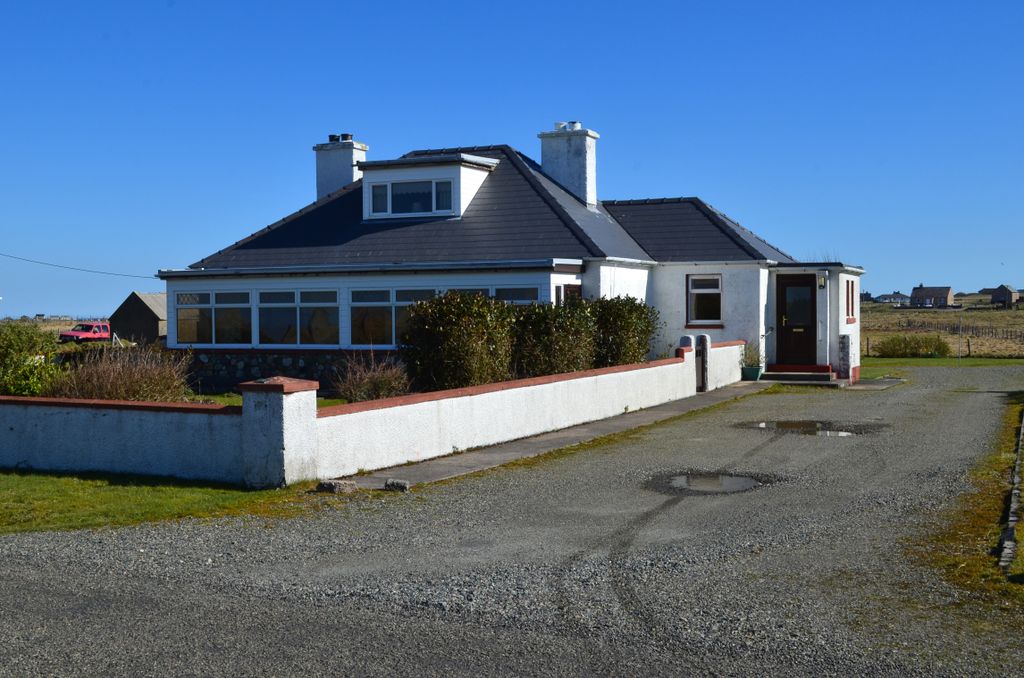 Property photo 1 of 38