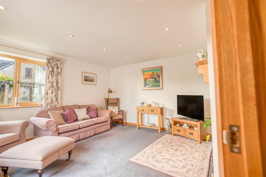 Property photo 3 of 60 _Dsc6411_Hdr.Jpg