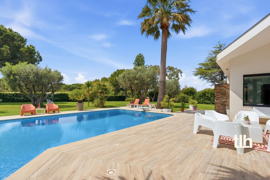 Property photo 1 of 24 Villa For Sale In Lattes