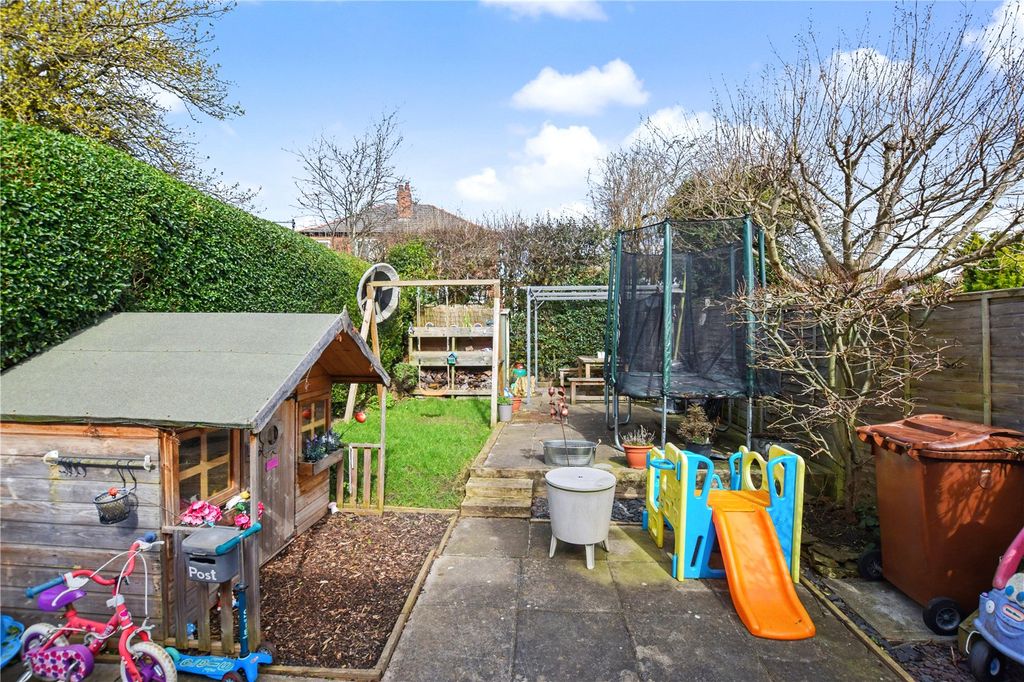 Property photo 3 of 19 Picture No. 14