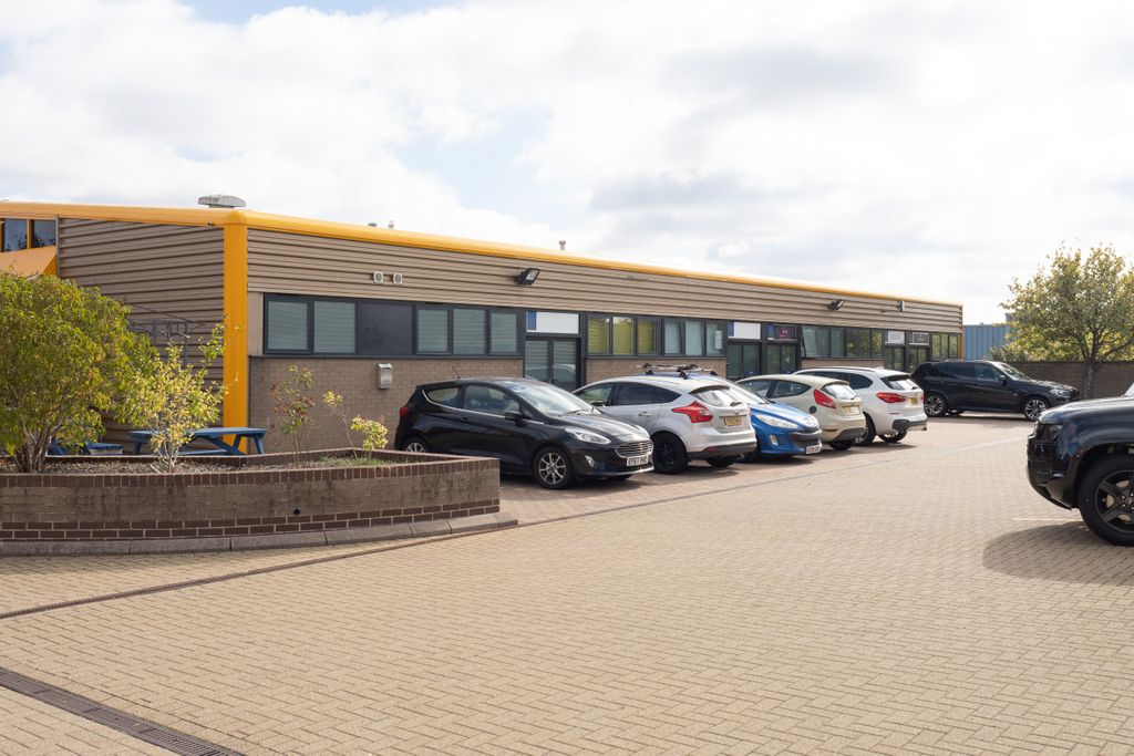 Property photo 2 of 4 1389Sq Ft Office