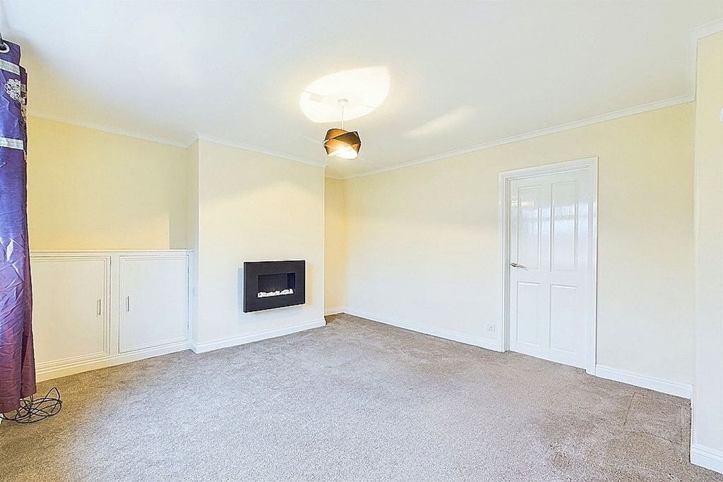 Property photo 3 of 14 Photo 1