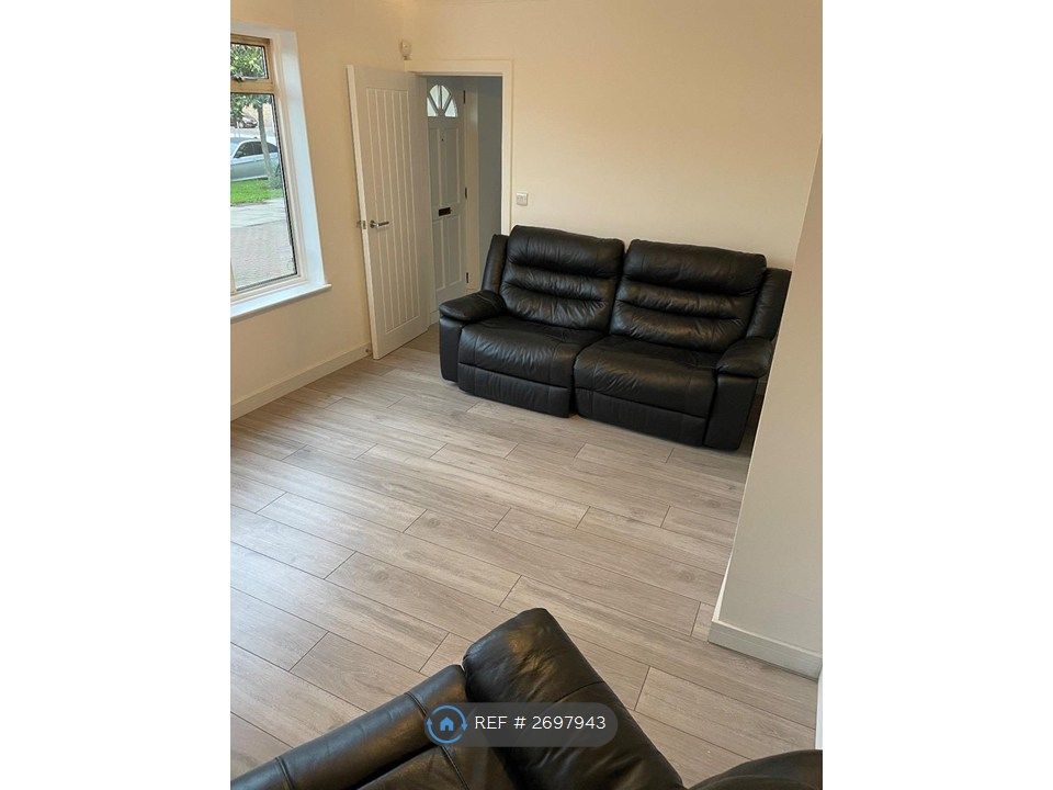 Property photo 3 of 26