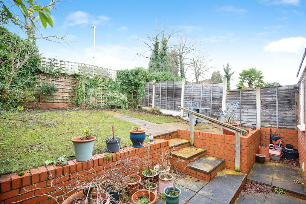 Property photo 2 of 16 Bbee856A-Mw-9944