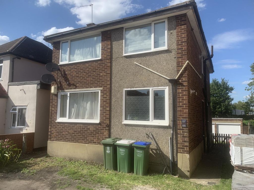 Property photo 1 of 9 Front (Exterior)